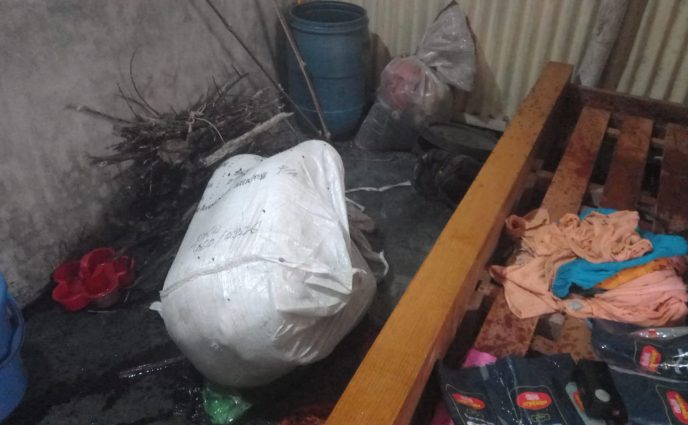 আড়াইহাজারে পরকীয়া প্রেমিকের ভাড়া বাসা থেকে শ্রমিকের বস্তাবন্দী লাশ উদ্ধার